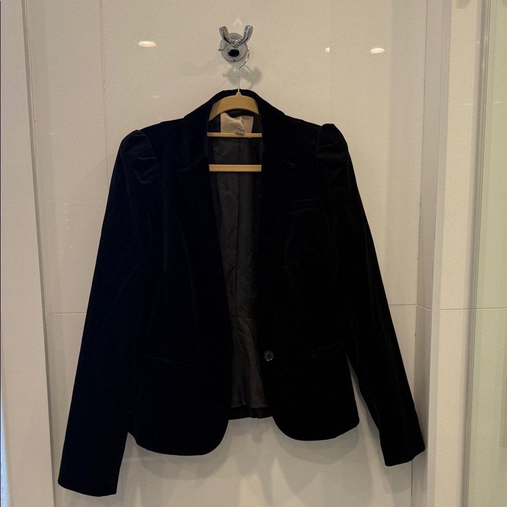 Banana Republic Classic Velvet Black Blazer
